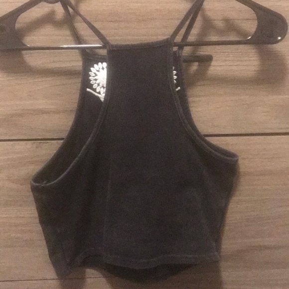 Me to We embroidered crop top - Picture 2 of 3